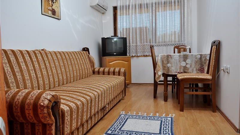 Apartman Rada 8